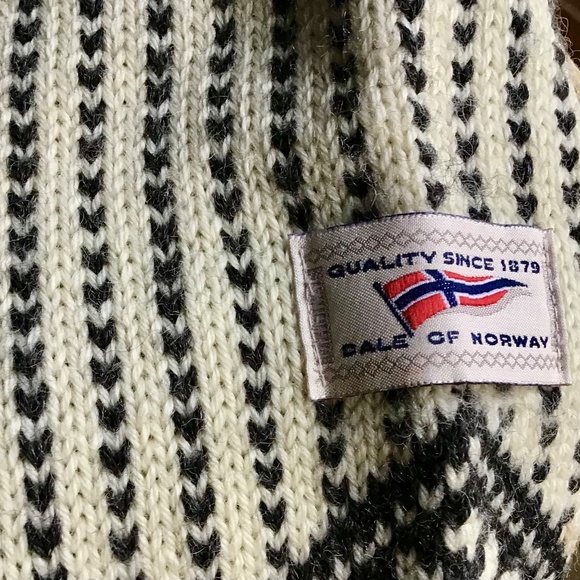 Dale of Norway Great cream colour unisex wool pullover Sz L made in Norway 🇳🇴 - Picture 3 of 6